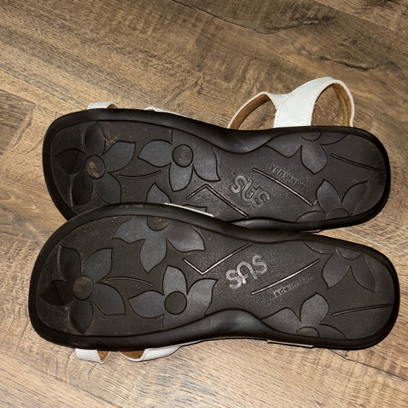 SAS Pampa Toe Loop Sandal - Picture 7 of 7